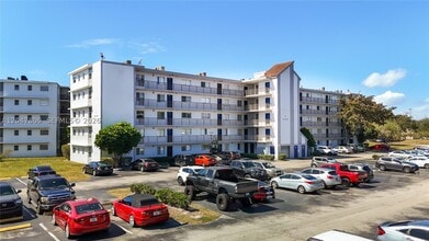 Building Photo - 8740 N Sherman Cir