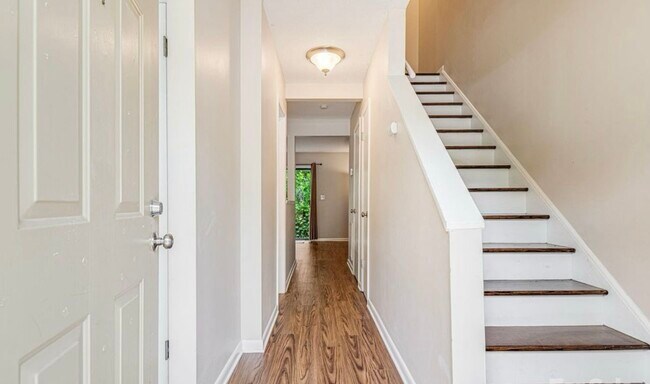 Photo - 314 Old Hendersonville Hwy Apartment