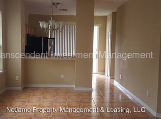 Building Photo - 321 N Hampton Ave