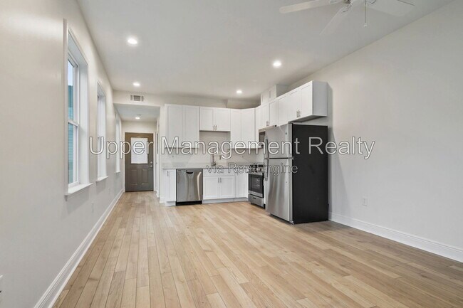 Foto del edificio - 1510 S Robertson St