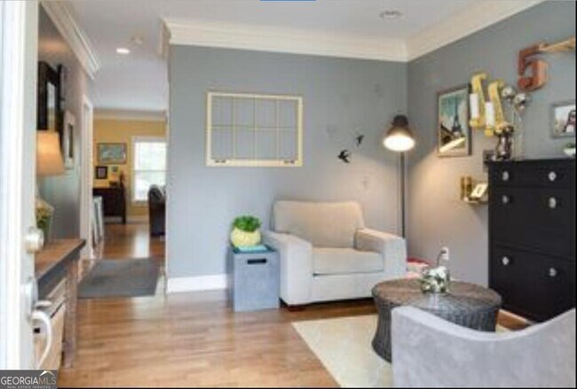Foto del edificio - 658 Irwin St NE