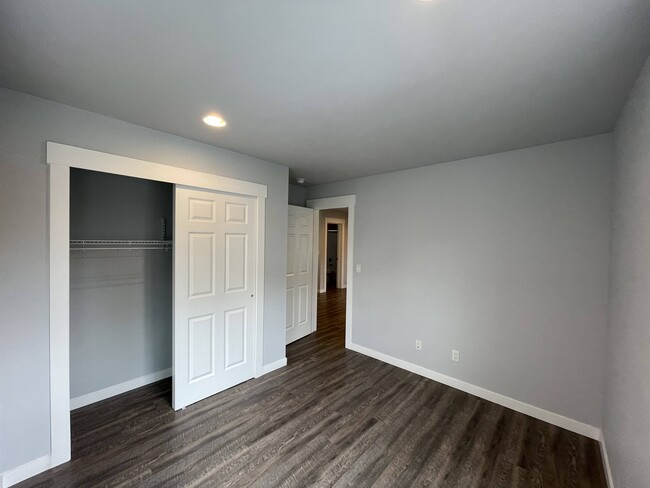 Main Floor Guest Room - 3119 S Alaska St
