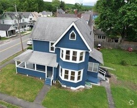 Building Photo - 203 W Main St