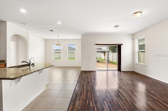 Building Photo - 2804 Carter Grove Ln