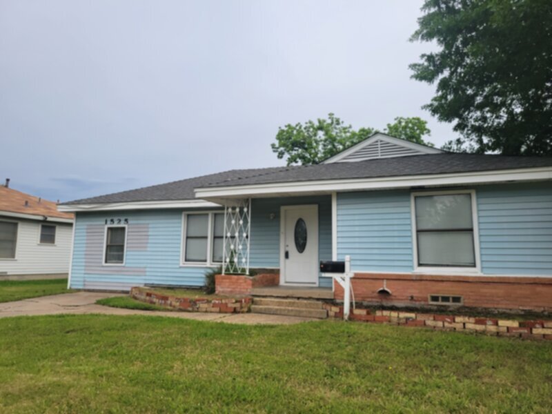 Primary Photo - ****3 BEDROOM IN GARLAND**** $1700.00