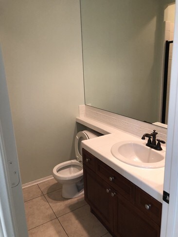 Building Photo - 530 Via Assisi