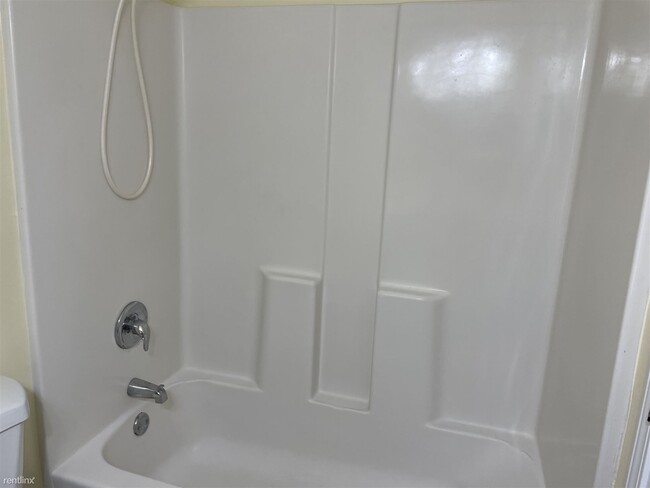 Foto del edificio - 3 br, 1.5 bath House - 6910 Damascus Road