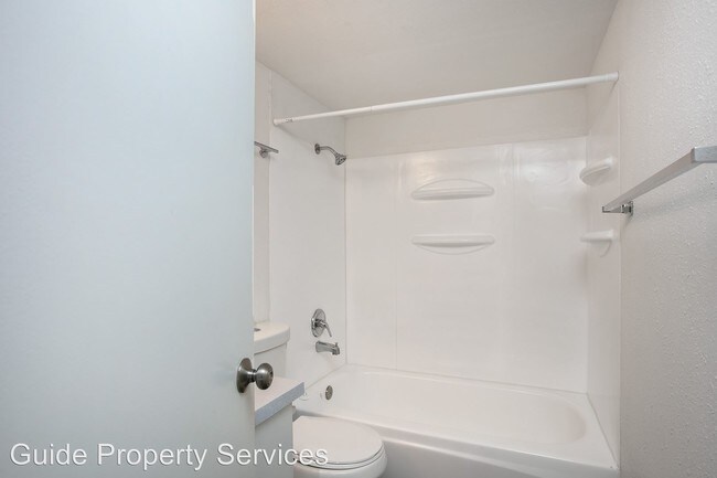 Building Photo - 51 Hayes Pl SW