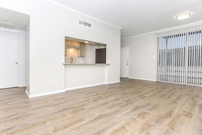 Foto del edificio - Bay House Apartments