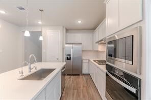 Foto del edificio - 8482 Int'l Fls Dr