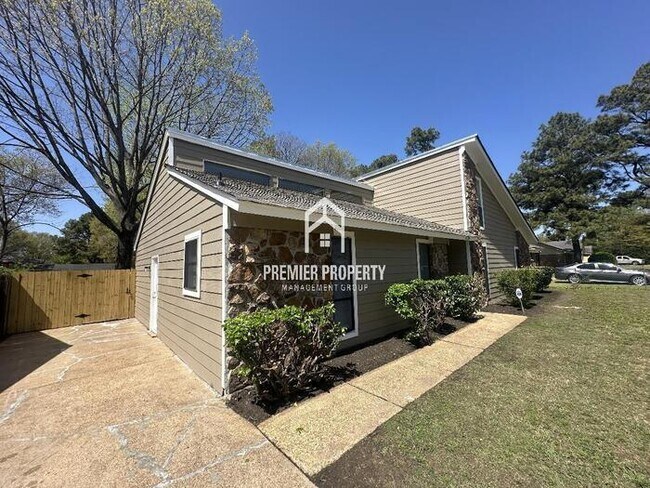 Building Photo - 4195 Rosewind Cir