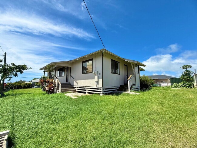 Building Photo - Newly Renovated 3 Bedroom / 2 Bathroom Home in Haliimaile!