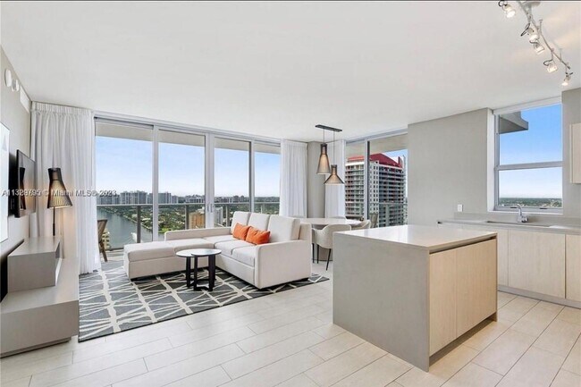 Foto del edificio - 4010 S Ocean Dr