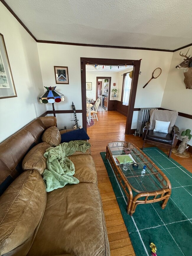 Building Photo - 58 Brock St