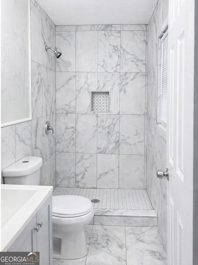 Building Photo - 3555 Meadowridge Dr SW