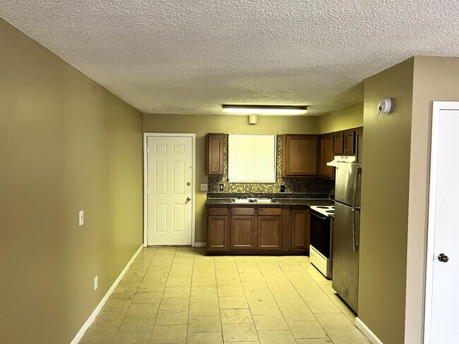 Foto del edificio - 5219 Westchase Ct