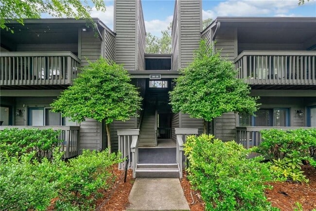 Foto del edificio - 113 Tuxworth Cir