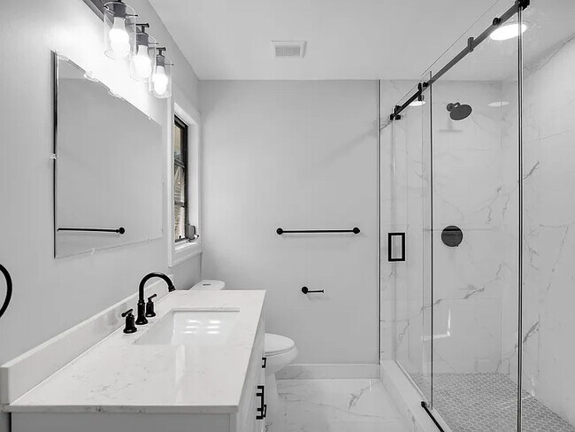 Baño principal - 29172 Rose Dr