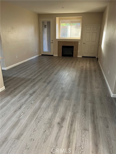 Foto del edificio - 41410 Juniper St