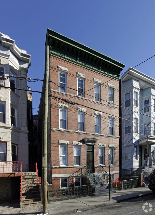 Primary Photo - 614 14th St