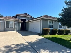 Building Photo - 206 Acorn Ct
