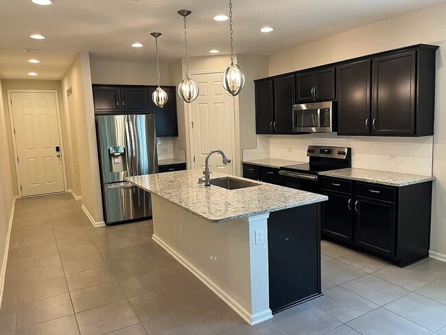 Building Photo - 3074 Paddle Creek Dr