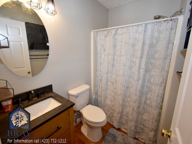 Building Photo - 183 Trail Ln