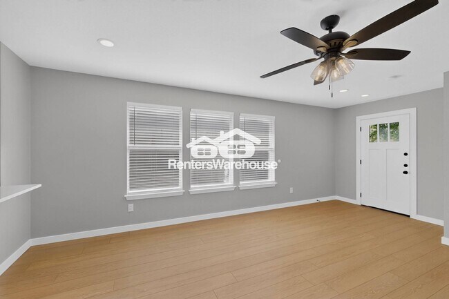 Building Photo - 2616 Mountain View Dr