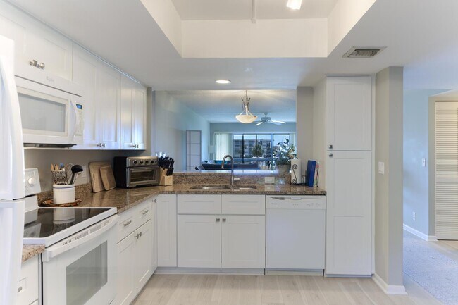 Foto del edificio - 1030 US Highway 1