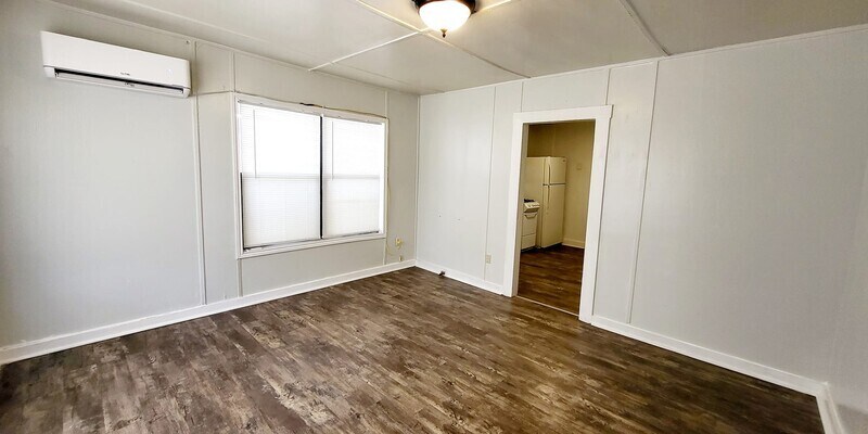 Primary Photo - 1003 S MAIN UNIT A BIG SPRING, TX 79720