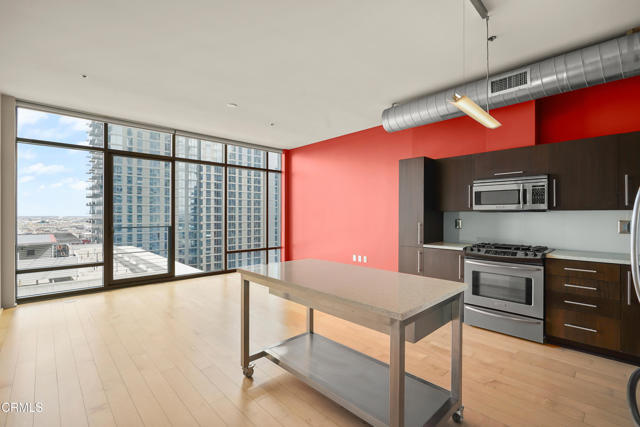 Foto del edificio - 1100 S Hope St