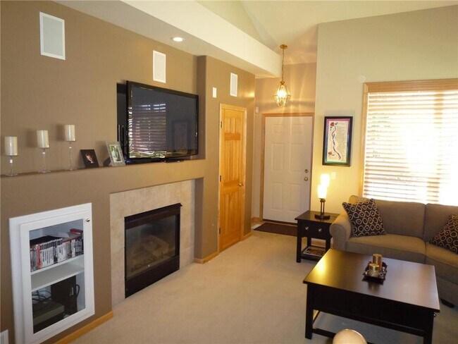 Foto del edificio - 9777 Belmont Ln