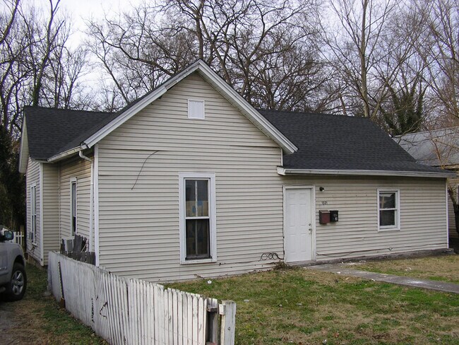 Building Photo - 1321 Clay St