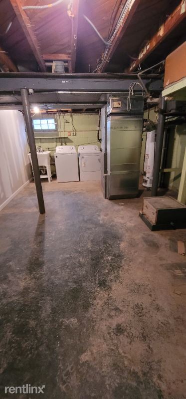Foto del edificio - 4 br, 2 bath House - 527 Oak St