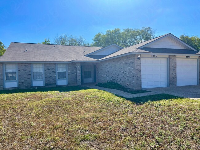 Foto del edificio - 8808 Meadow Range St