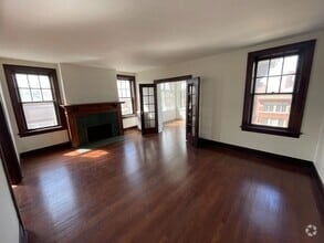Building Photo - Large 3 Bedroom in Herron Morton 2200/Sq. Ft.