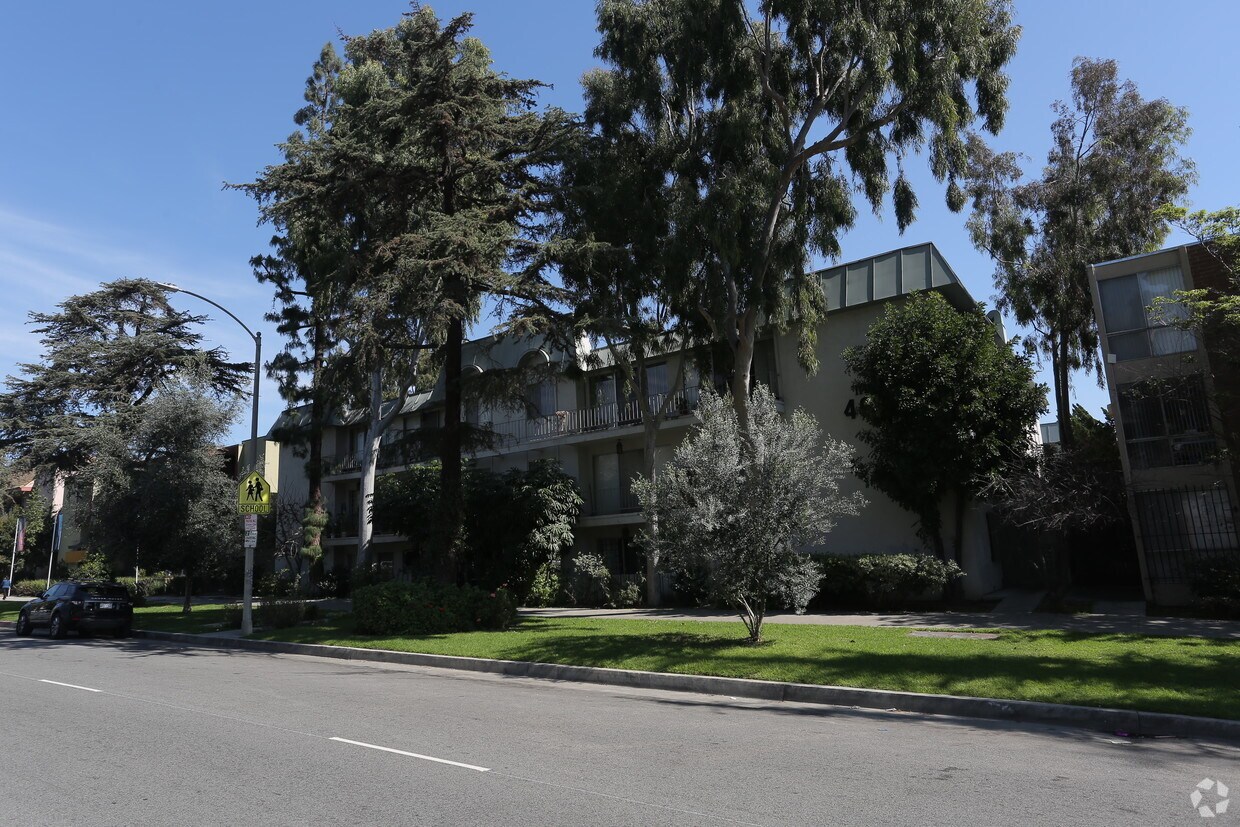 Foto principal - 400 S La Fayette Park Pl