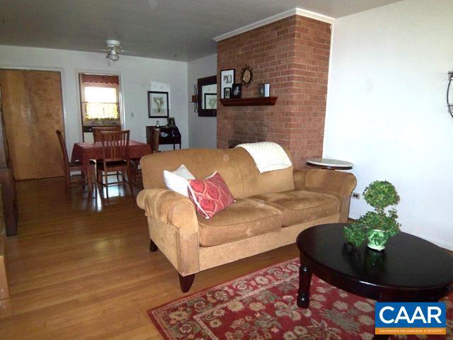 Foto del edificio - 1705 Burnley Ave