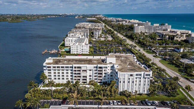 Building Photo - 2860 S Ocean Blvd