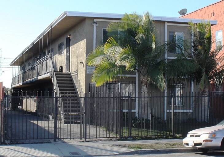 Primary Photo - 1150 W 88th St