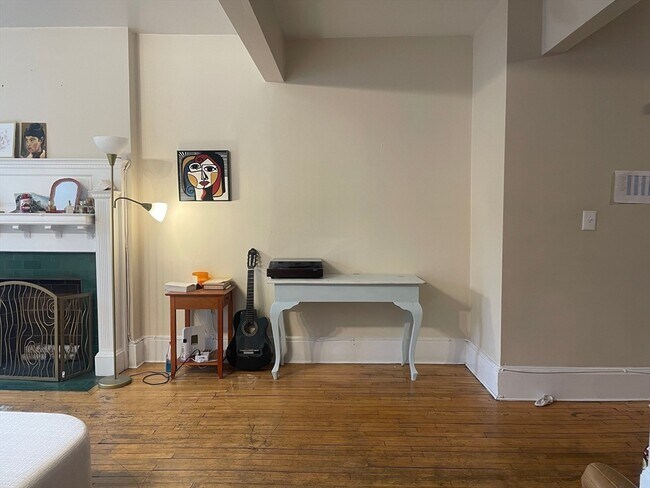 Foto del edificio - 1157 Commonwealth Ave