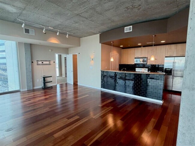 Foto del edificio - 3324 Peachtree Rd NE