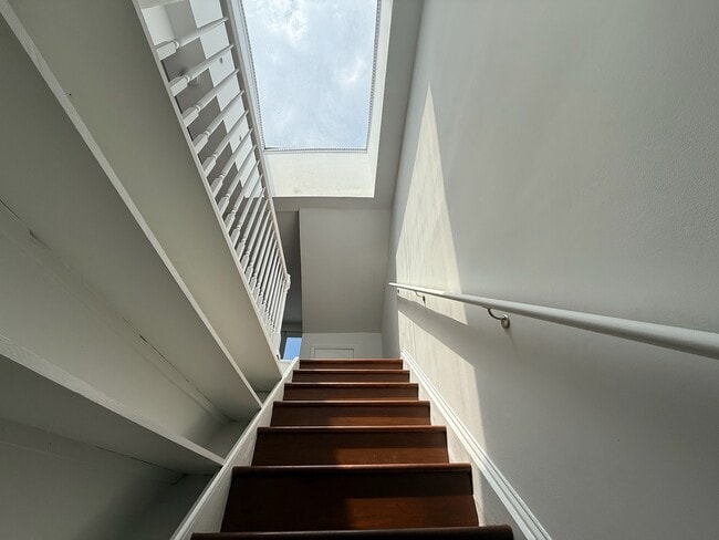 Foto del edificio - 3267 N St NW