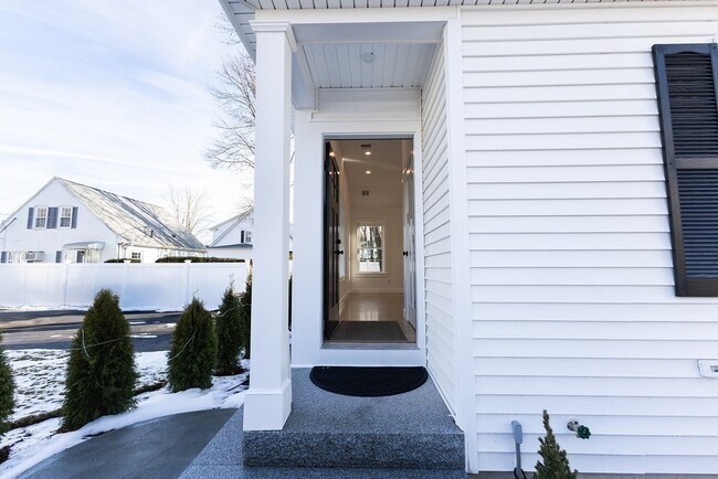 Foto del edificio - 17 Harding Rd