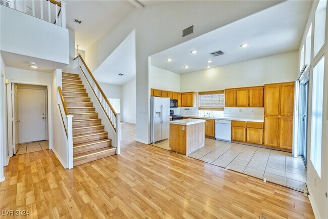 Foto del edificio - 96 Tanglewood Dr