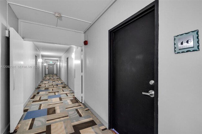 Foto del edificio - 7441 Wayne Ave