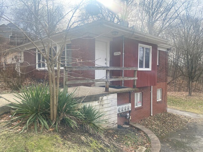 Foto del edificio - 2551 Tilbrook Rd