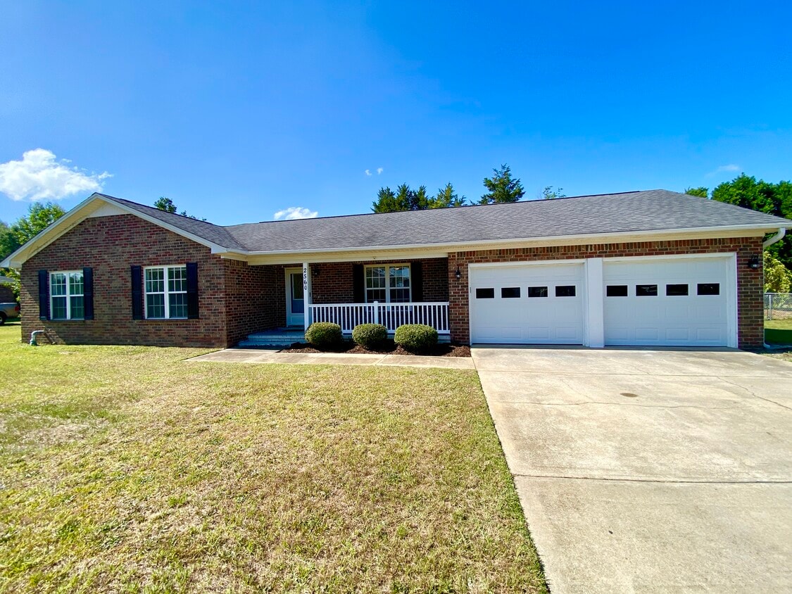 Primary Photo - 2560 Nicholson Dr