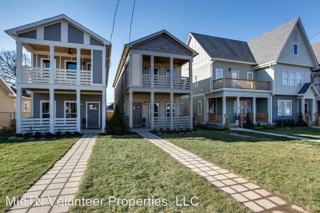 Foto del edificio - 3 br, 3.5 bath House - 6011B California Ave.
