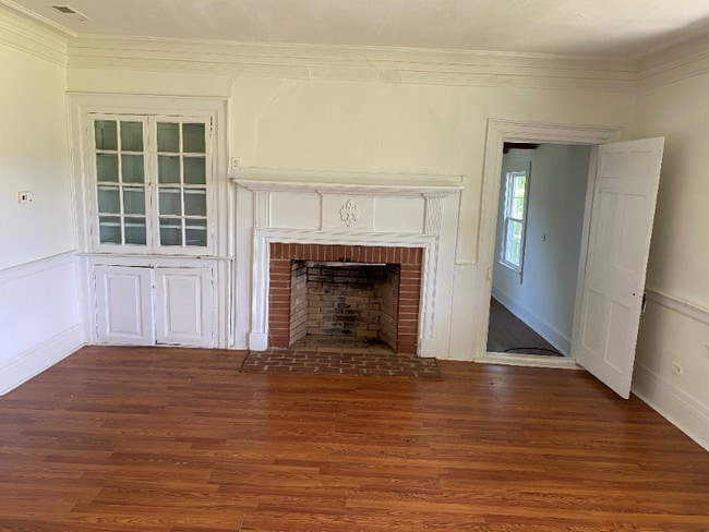 Building Photo - 5156 Five Forks Rd